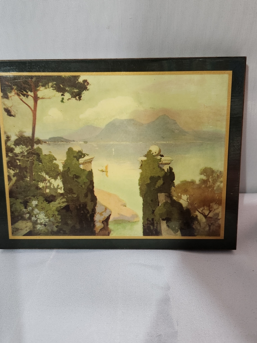 Green Coastal Landscape Wall Art Print - Unbranded